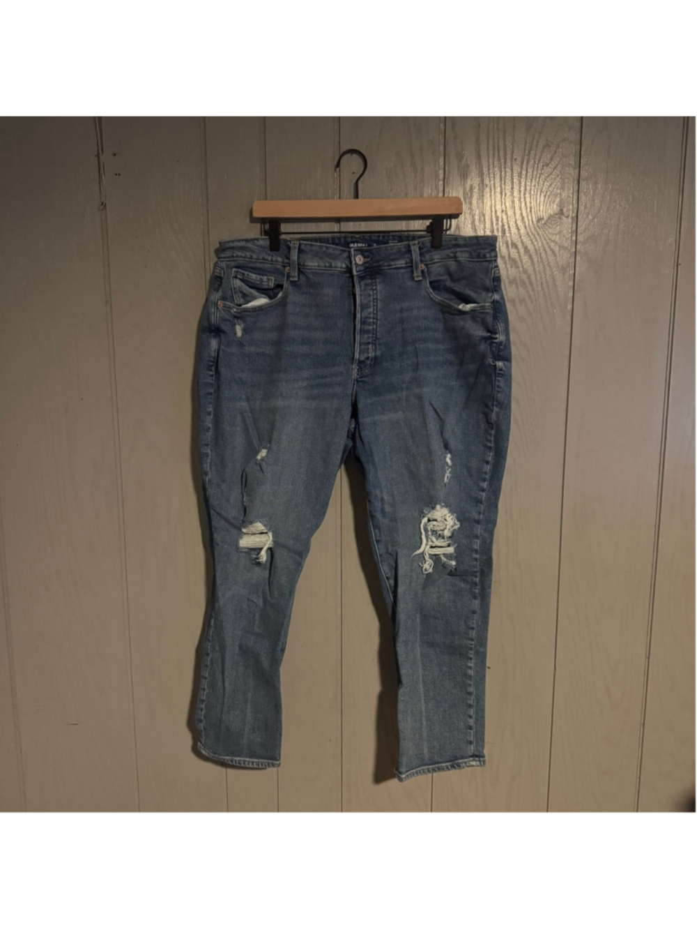 Old Navy High-Rise Curvy OG Straight Jeans — Distressed Wash